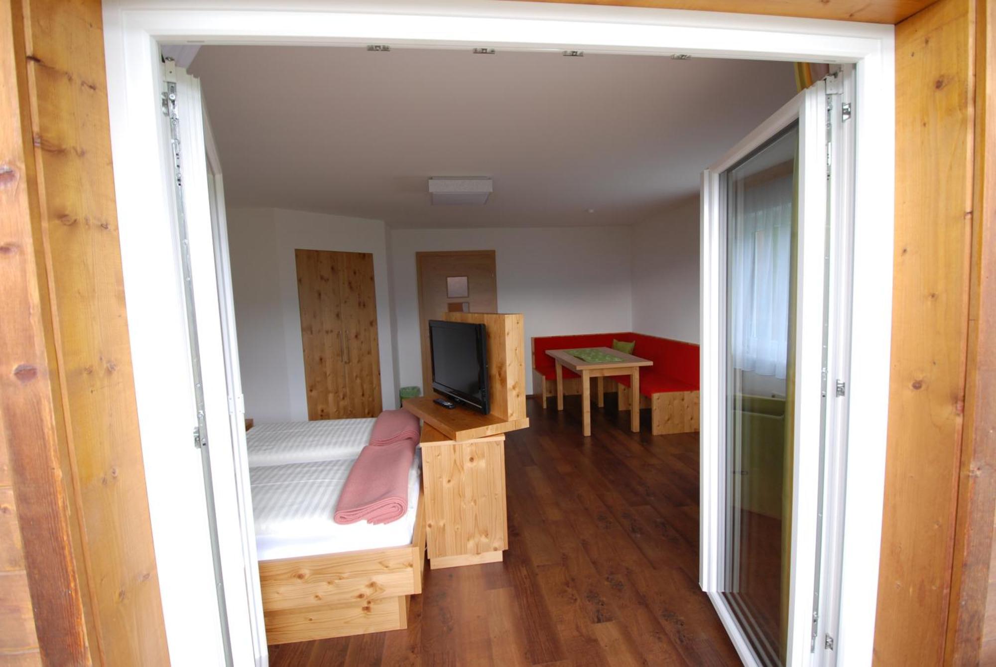 Hotel Kaeferhube Мурау Екстериор снимка