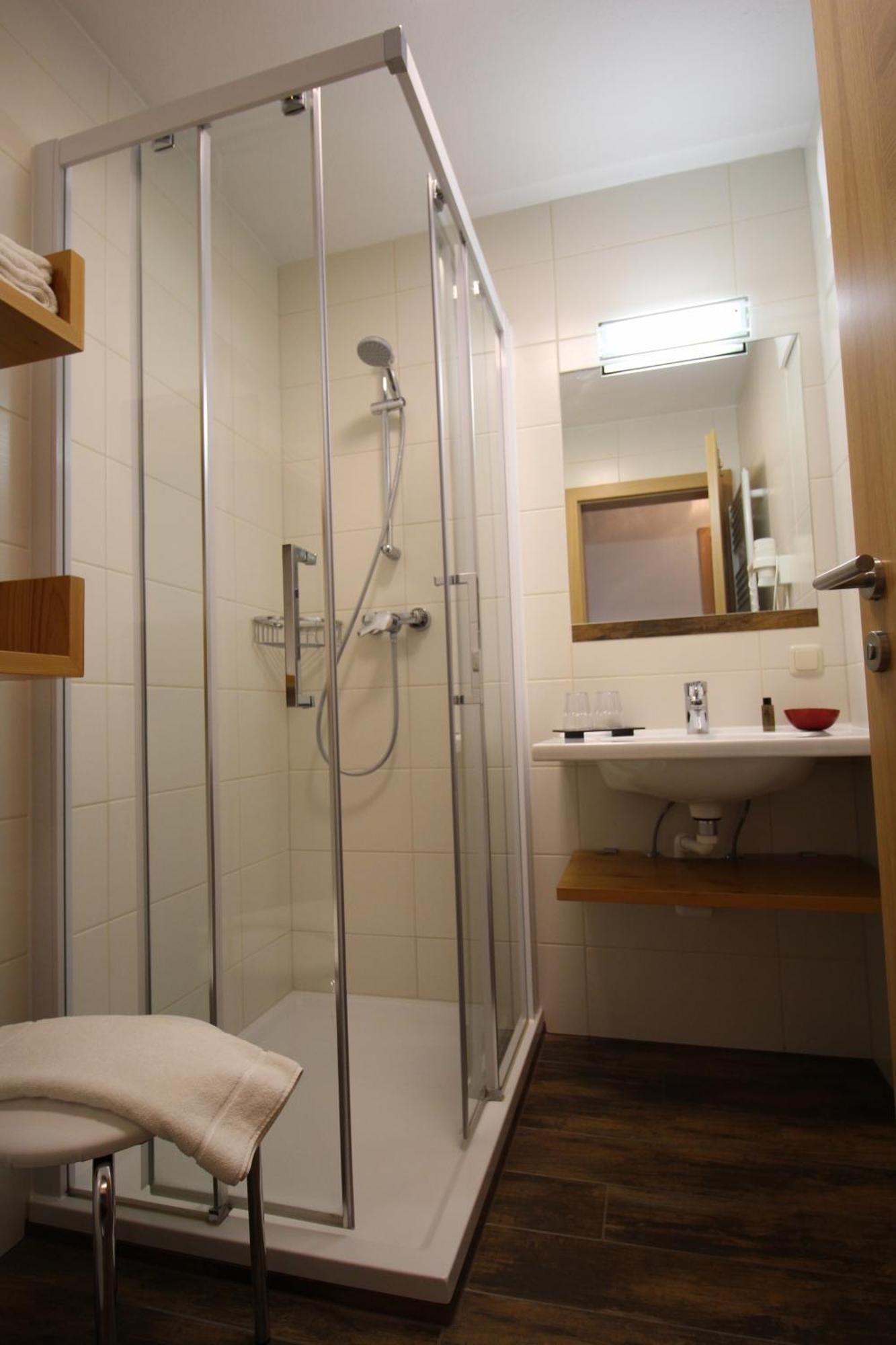 Hotel Kaeferhube Мурау Екстериор снимка