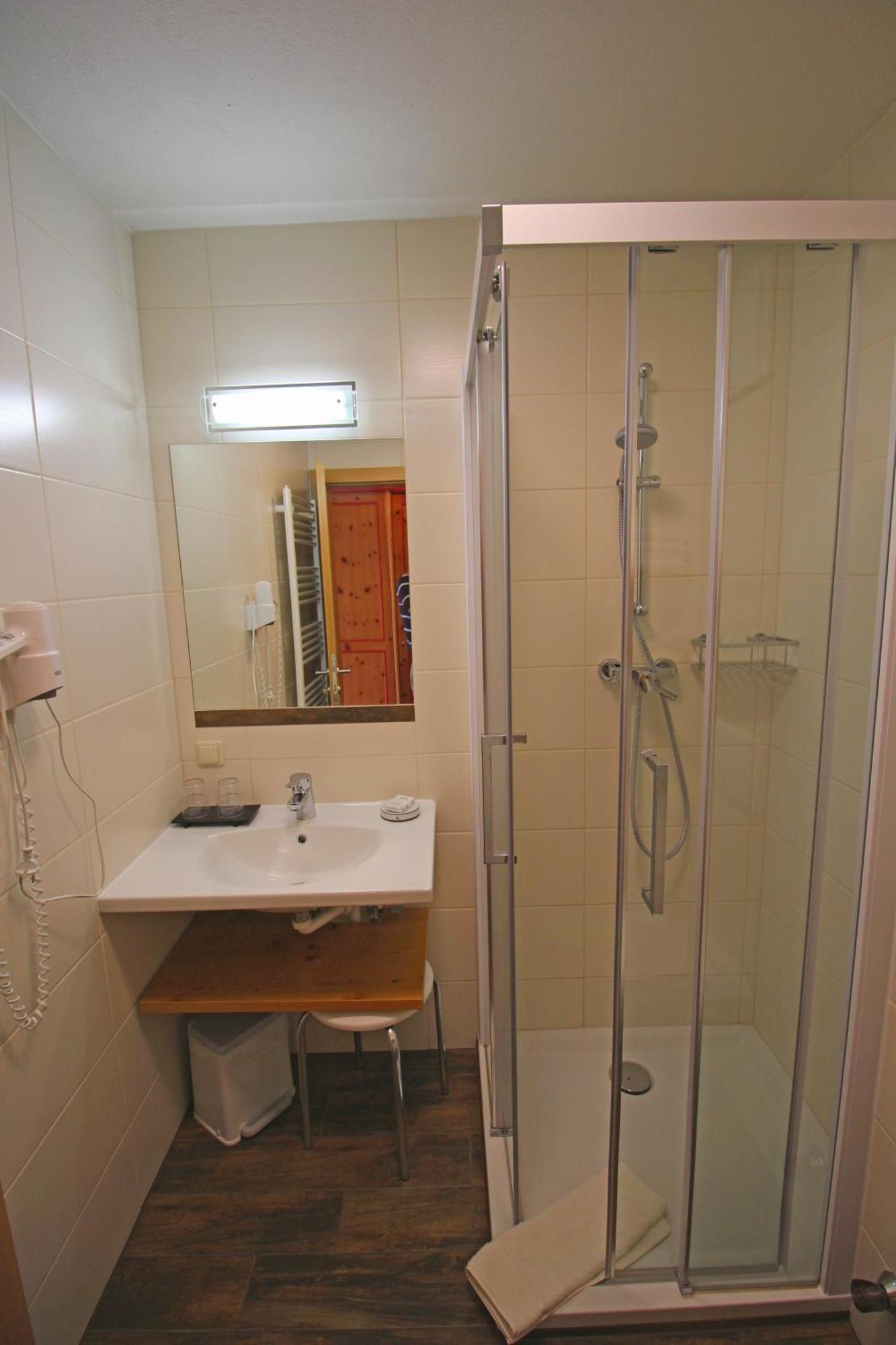 Hotel Kaeferhube Мурау Екстериор снимка