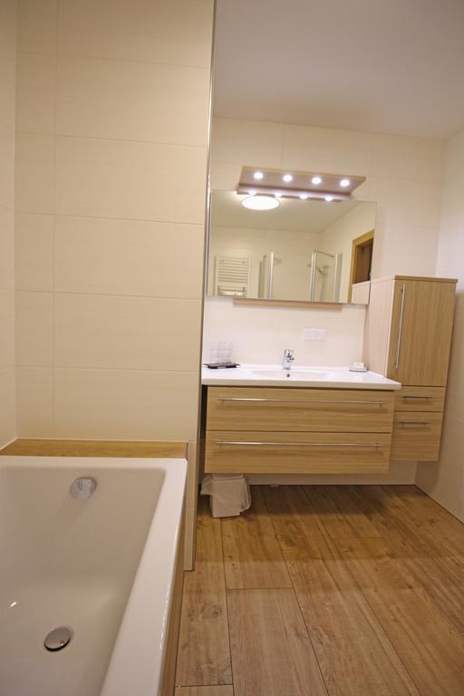 Hotel Kaeferhube Мурау Екстериор снимка